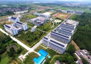中國(guó)一大學(xué)建光伏電站掙3000萬(wàn) 卻1分不要！