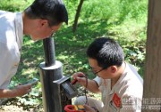 英利光伏路燈“駐軍”十二載 綠色電力照亮軍營(yíng)路