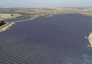 無補貼項目標(biāo)桿：175MW全面采用華為1500V智能光伏解決方案