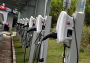 超前完成目標(biāo) 上海充電樁已達(dá)25萬(wàn)個(gè)