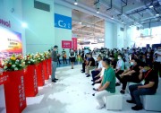超燃！隆基“分布式服務(wù)光芒照萬(wàn)家”活動(dòng)在濟(jì)南SUCE展盛大起航